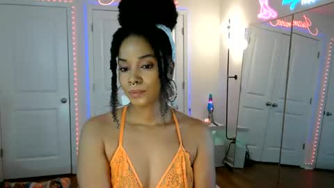 Jazmine Fox online show from May 16, 2026, 4:39 pm