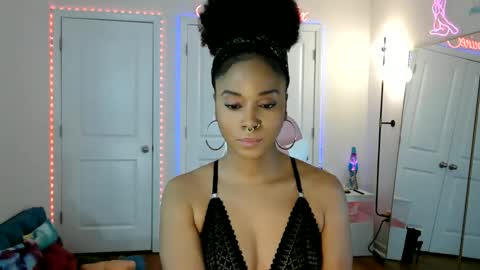 Jazmine Fox online show from May 23, 2026, 5:28 pm