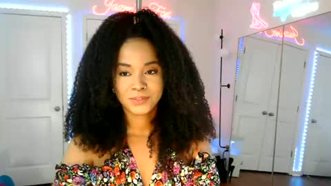 Jazmine Fox online show from June 27, 2026, 6:35 pm