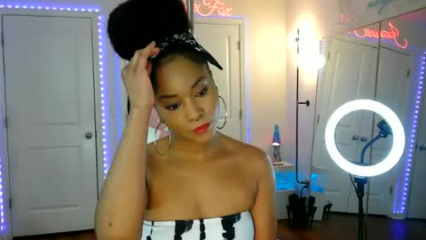 Jazmine Fox online show from July 12, 2026, 9:06 pm