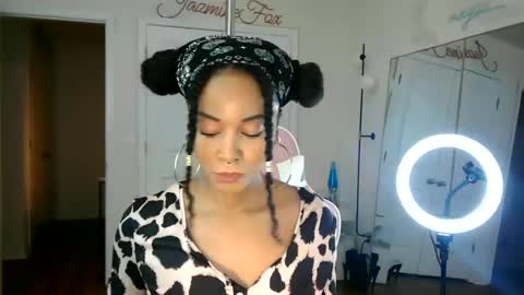 Jazmine Fox online show from July 14, 2026, 8:36 pm