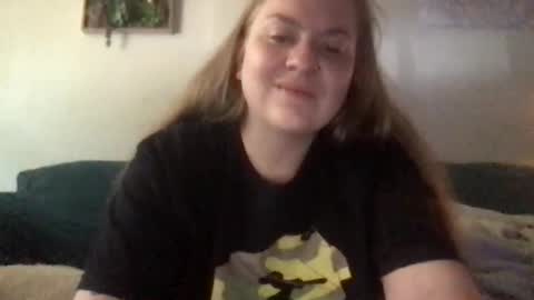 Snapshot of jazzylynn27 chatting on October 15, 2025, 7:58 pm jazzylynn27 online show from October 15, 2025, 7:58 pm
