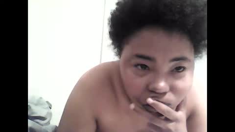 Snapshot of jccaramelbarbie12 chatting on March 10, 2025, 3:45 am JCCaramelbarbie online show from March 10, 2025, 3:45 am