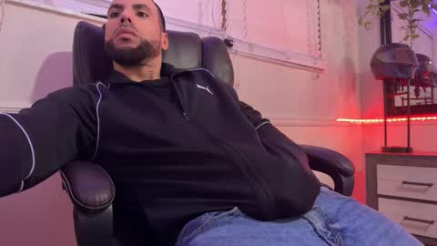 JcMax305 online show from February 1, 2026, 1:20 pm