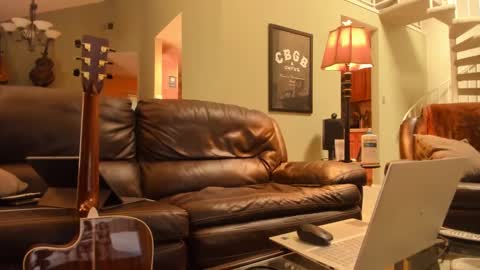 JDinEuless online show from January 4, 2025, 3:07 pm