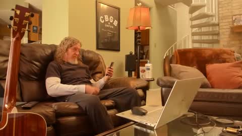 JDinEuless online show from January 16, 2025, 8:14 pm