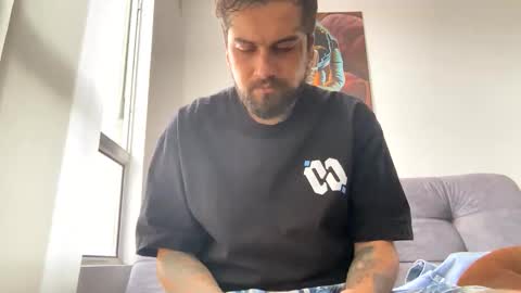 jdsj1a873165 online show from February 25, 2026, 12:37 pm