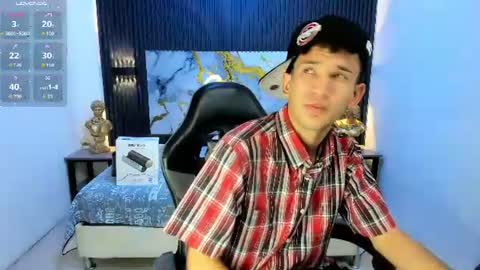 Snapshot of jdwhite18 chatting on July 15, 2026, 8:47 pm jdwhite18 online show from July 15, 2026, 8:47 pm