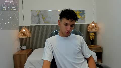 Snapshot of jdwhite18 chatting on July 31, 2026, 2:55 am jdwhite18 online show from July 31, 2026, 2:55 am