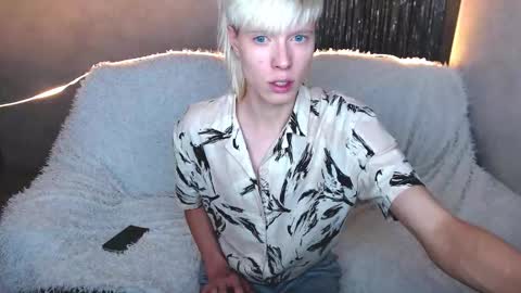 Snapshot of jealousangel chatting on December 15, 2025, 12:53 pm Angel online show from December 15, 2025, 12:53 pm