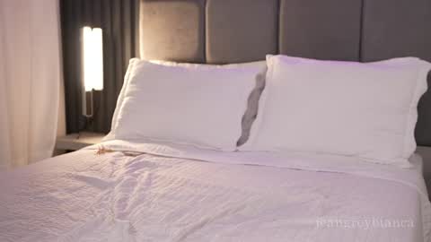 Snapshot of jeangreybianca chatting on May 9, 2026, 7:30 pm Bianca online show from May 9, 2026, 7:30 pm