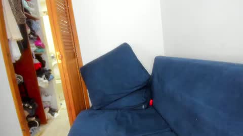 Snapshot of jeann_alex chatting on July 15, 2026, 10:15 pm Jean alex online show from July 15, 2026, 10:15 pm