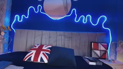 Jean online show from March 5, 2026, 7:54 pm