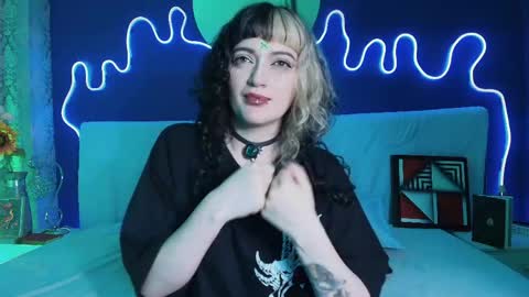 Jean online show from April 30, 2026, 8:57 pm