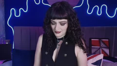 Snapshot of jeannesabatier chatting on July 1, 2026, 7:35 pm Jean online show from July 1, 2026, 7:35 pm