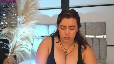 Snapshot of jeannewilliams_ chatting on April 23, 2026, 1:57 pm Jeanne Williams online show from April 23, 2026, 1:57 pm