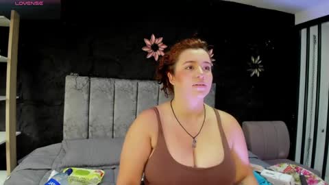 Snapshot of jeannewilliams_ chatting on April 25, 2026, 1:03 pm Jeanne Williams online show from April 25, 2026, 1:03 pm