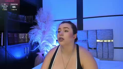 Snapshot of jeannewilliams_ chatting on May 1, 2026, 1:05 pm Jeanne Williams online show from May 1, 2026, 1:05 pm