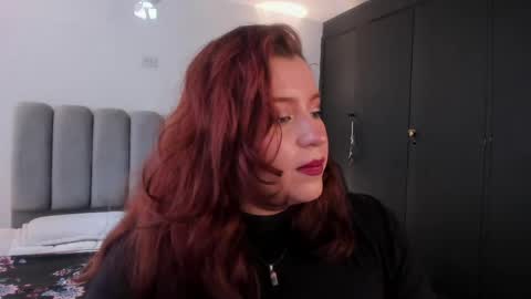 Snapshot of jeannewilliams_ chatting on June 5, 2026, 2:34 pm Jeanne Williams online show from June 5, 2026, 2:34 pm