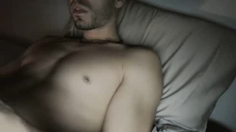 Snapshot of jeanpierbello7 chatting on December 9, 2024, 7:28 am jean pier bello Silva online show from December 9, 2024, 7:28 am