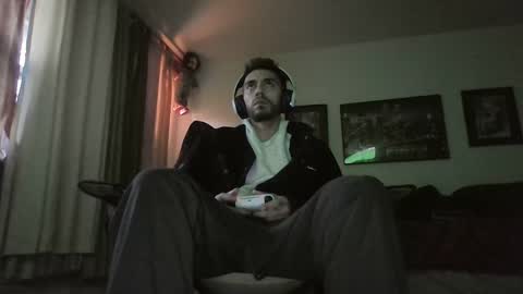 Snapshot of jeanpierbello7 chatting on December 22, 2024, 12:27 pm jean pier bello Silva online show from December 22, 2024, 12:27 pm