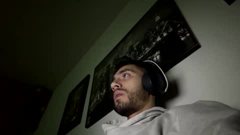 Snapshot of jeanpierbello7 chatting on December 23, 2024, 9:05 am jean pier bello Silva online show from December 23, 2024, 9:05 am