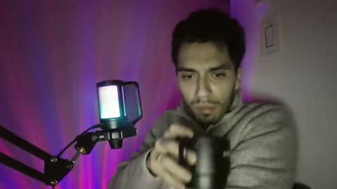 Snapshot of jeanpierbello7 chatting on February 10, 2025, 7:04 am jean pier bello Silva online show from February 10, 2025, 7:04 am