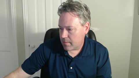 JE online show from February 3, 2025, 10:32 pm