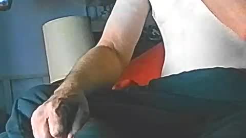 Snapshot of jedishy925585 chatting on July 21, 2026, 9:33 am jedishy925585 online show from July 21, 2026, 9:33 am
