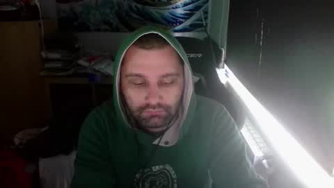 Snapshot of jeetzys chatting on March 21, 2026, 9:36 am you may know me lol online show from March 21, 2026, 9:36 am