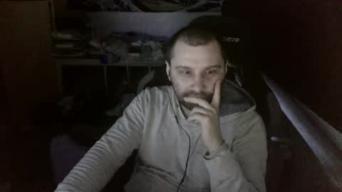 Snapshot of jeetzys chatting on March 26, 2026, 6:13 pm you may know me lol online show from March 26, 2026, 6:13 pm