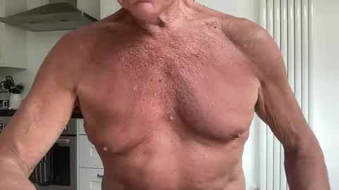 Snapshot of jeeves200 chatting on June 3, 2026, 9:01 am Sensual Jeeves online show from June 3, 2026, 9:01 am