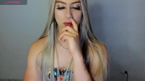  ashley   online show from May 22, 2026, 2:51 am