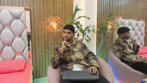 Jeff Nick online show from November 30, 2025, 12:09 pm