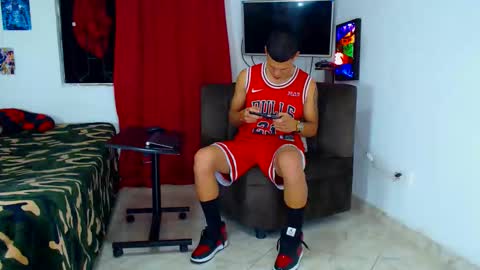 jeffer21_hot online show from March 15, 2026, 5:35 am