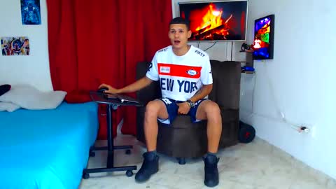 Snapshot of jeffer21_hot chatting on June 8, 2026, 6:36 am jeffer21_hot online show from June 8, 2026, 6:36 am