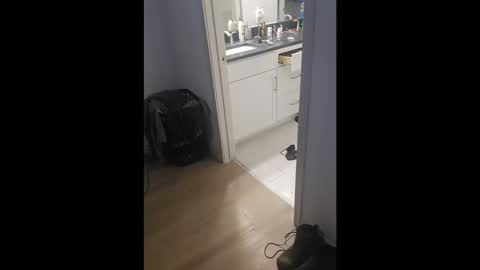 jeffinsoflo306725 online show from March 13, 2026, 1:45 am