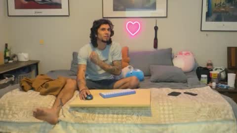 jeffrito0707 online show from February 14, 2026, 8:33 am