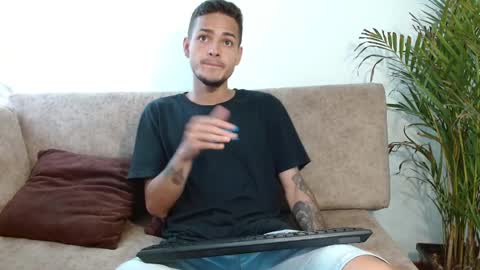 Snapshot of jeffstyle18 chatting on October 22, 2025, 8:19 pm Jeff online show from October 22, 2025, 8:19 pm