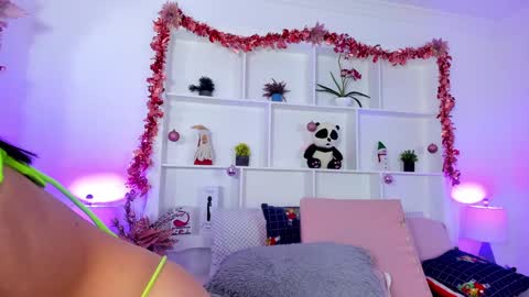 Snapshot of jehnmorris chatting on December 4, 2024, 7:12 pm Jehn online show from December 4, 2024, 7:12 pm