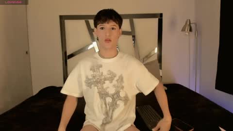 jei_7m online show from April 29, 2026, 9:02 am