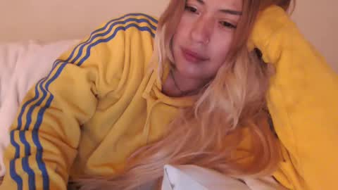 Snapshot of jei_sexysweet chatting on January 6, 2025, 8:14 am jei online show from January 6, 2025, 8:14 am