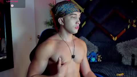 JEICOB STONE online show from June 20, 2026, 2:36 am
