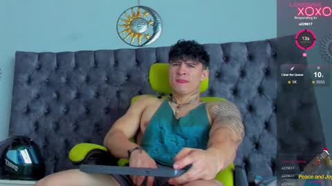 JC online show from December 3, 2024, 1:43 pm