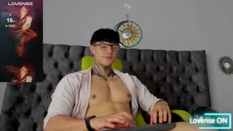 JC online show from January 29, 2025, 1:38 pm