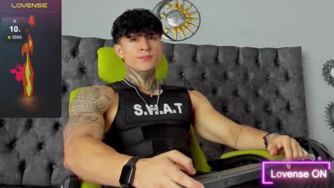 Snapshot of jeins_carter chatting on February 18, 2025, 1:22 pm JC online show from February 18, 2025, 1:22 pm