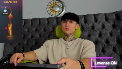 Snapshot of jeins_carter chatting on February 26, 2025, 1:30 pm JC online show from February 26, 2025, 1:30 pm