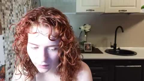 Snapshot of jelly_cherry chatting on October 1, 2025, 8:48 pm Emily online show from October 1, 2025, 8:48 pm