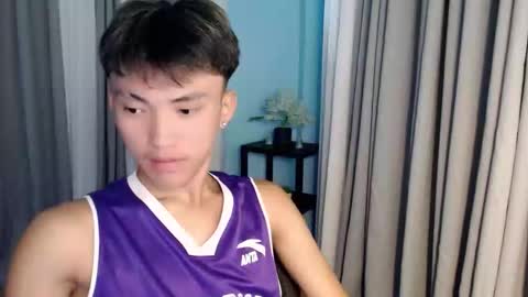 jemart_urnaughtboy online show from April 23, 2026, 4:09 pm