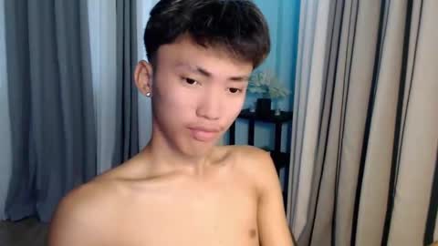 jemart_urnaughtboy online show from April 25, 2026, 8:50 am